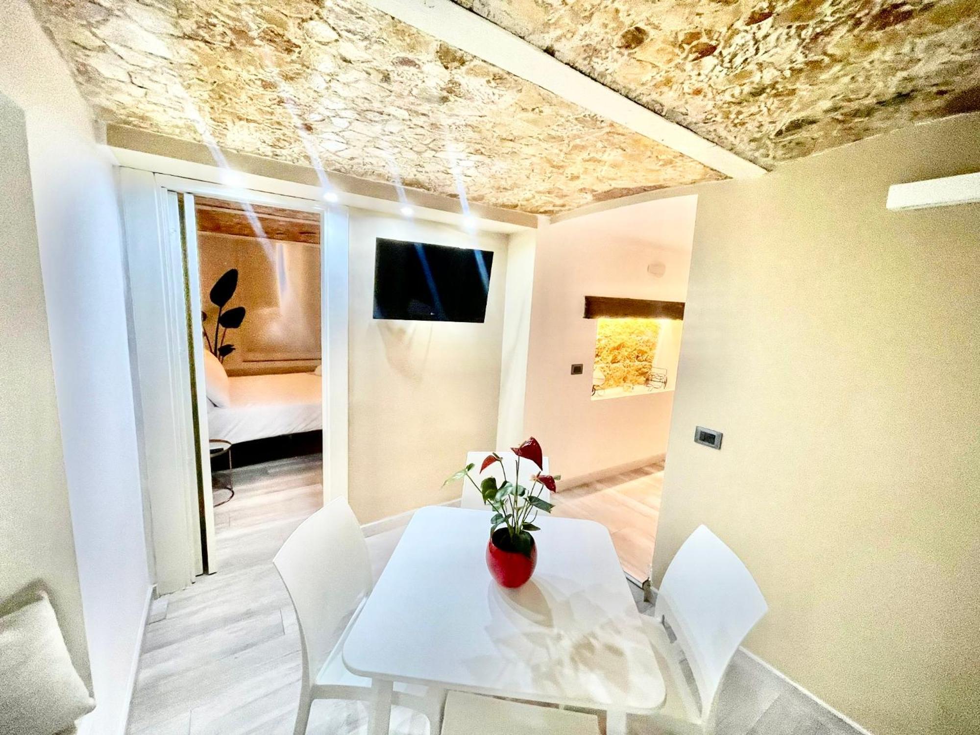 Luxury Stay Palermo Suite Con Spa Privata Vicino Stazione Экстерьер фото